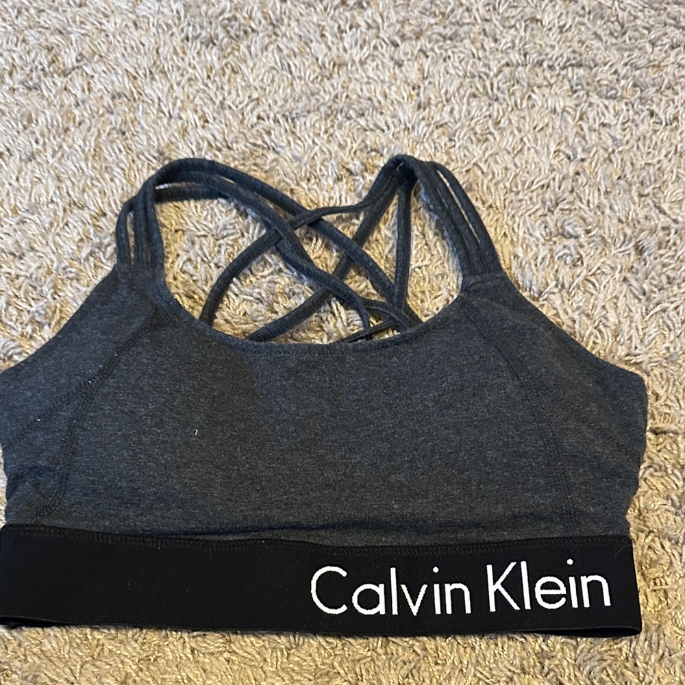 Calvin Klein Women's Gray Sports Bra